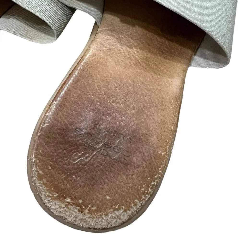 Andre Assous Platino Nice Stretch Thong Sandals 8
